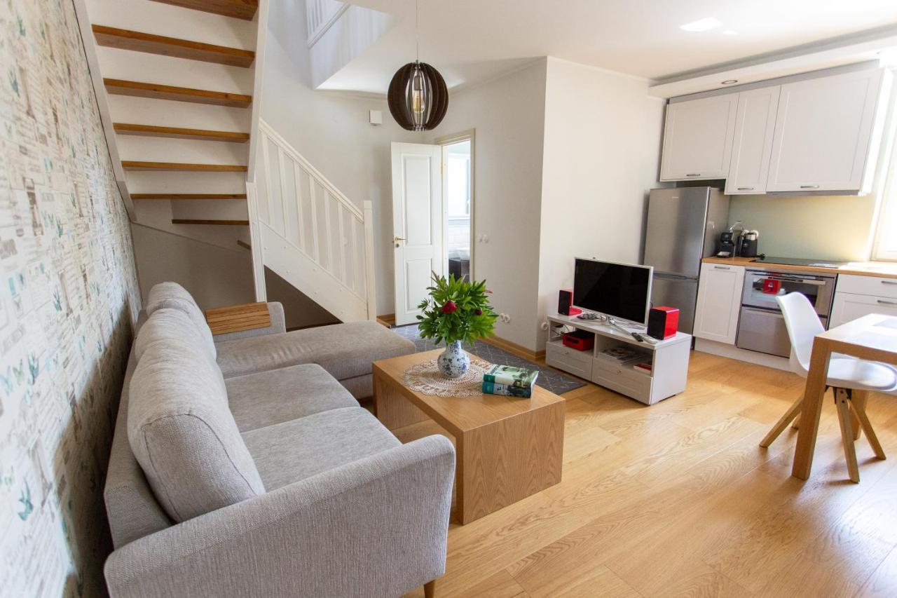 Silbernagel Apartment กูรัซซาเร ภายนอก รูปภาพ