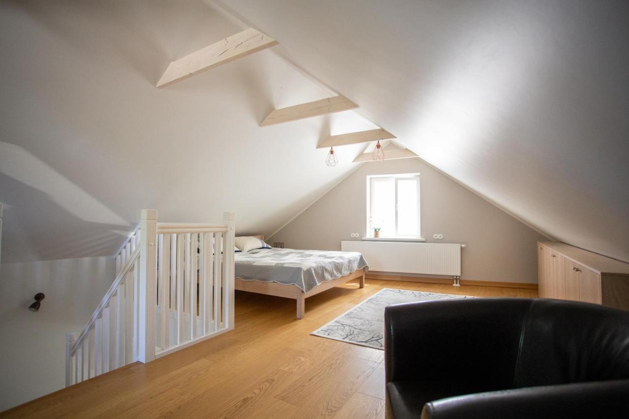 Silbernagel Apartment กูรัซซาเร ภายนอก รูปภาพ