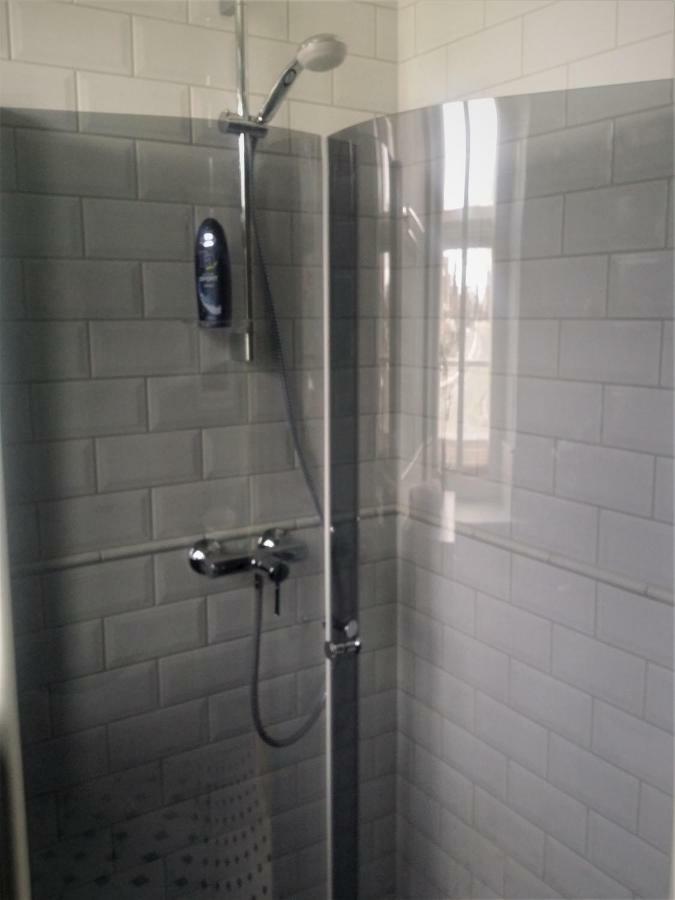 Silbernagel Apartment กูรัซซาเร ภายนอก รูปภาพ