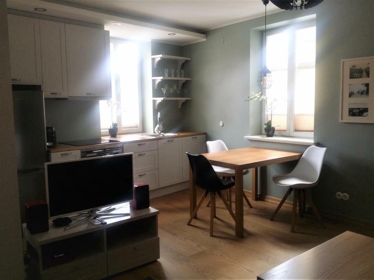 Silbernagel Apartment กูรัซซาเร ภายนอก รูปภาพ